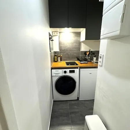 Apartment A Cozy Parisian Close To Eiffel Tower *